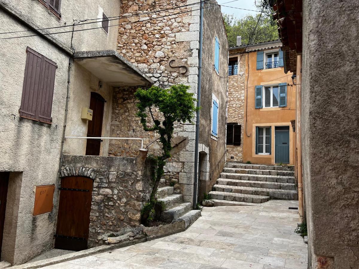 Le Vieux Chateau Aiguines Ngoại thất bức ảnh