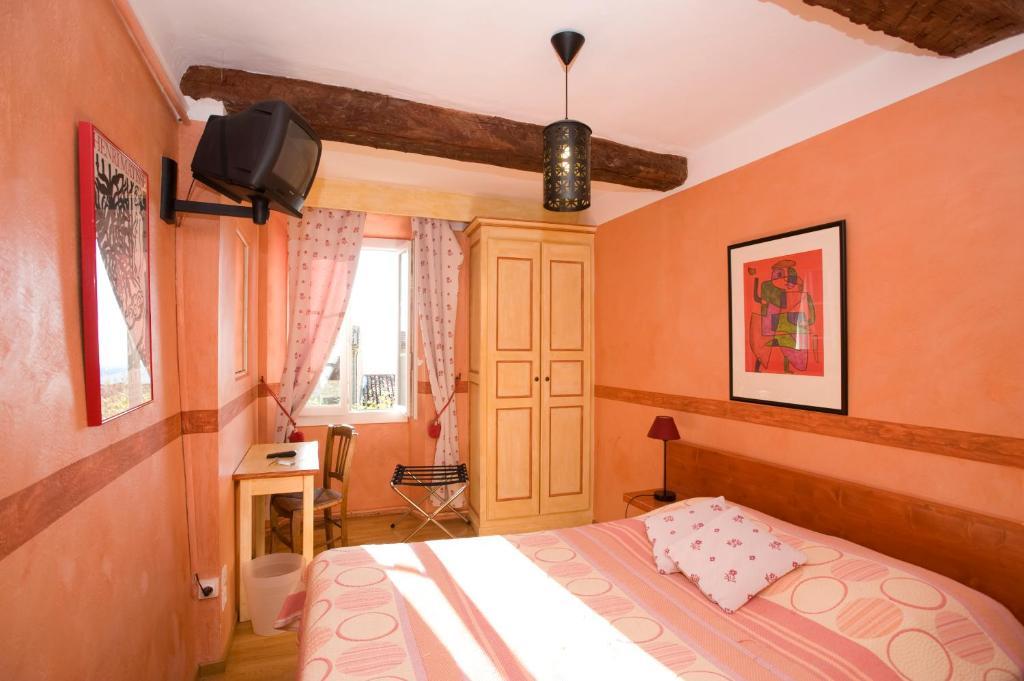 Le Vieux Chateau Aiguines Ngoại thất bức ảnh